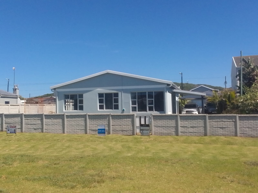 To Let 3 Bedroom Property for Rent in Kidds Beach Eastern Cape